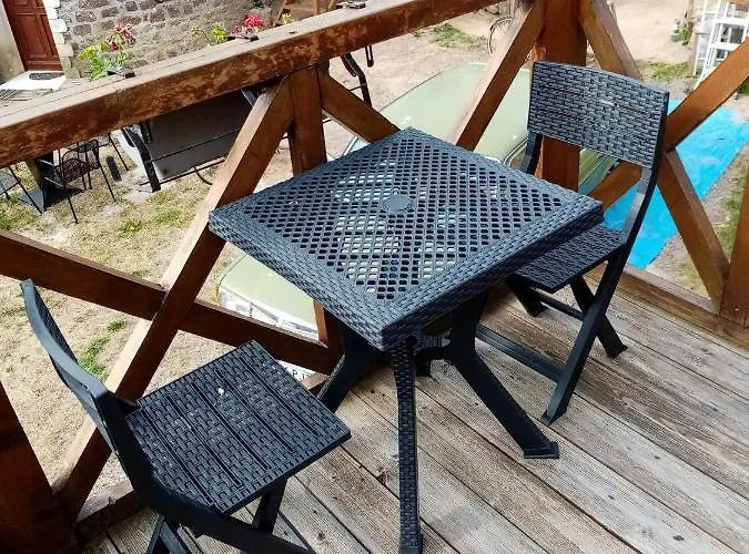 Chambre D'hotes Acces Separe Et Possibilite Table D'hotes Sur Reservation *