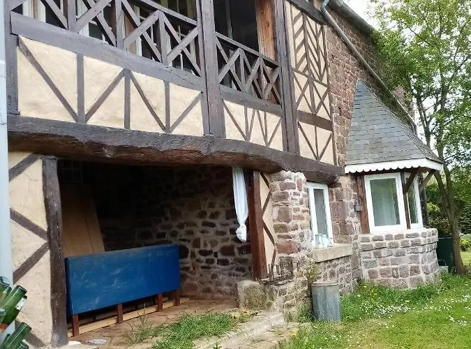 Chambre D'hotes Acces Separe Et Possibilite Table D'hotes Sur Reservation Privat bolig